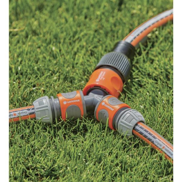 Gardena Profi System Y‑Reducer Coupling – Maxi‑Flow Profi to Original, 3/4″ Inlet to Dual 1/2″ Outlets